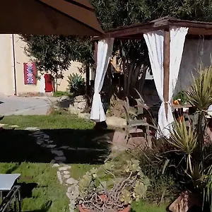  Hébergement de vacances Cantunera Barbara
